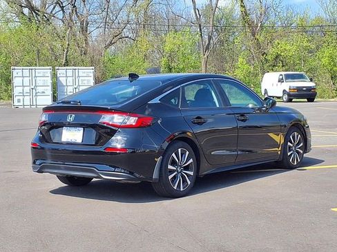 Used 2024 Honda Civic EX-L image 2