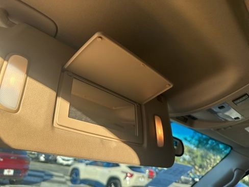 Used 2007 Chevrolet Avalanche LT w/ LT Preferred Equipment Group image 26