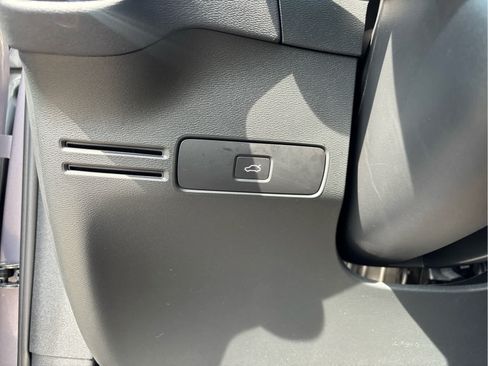 Used 2026 Volvo XC40 B5 Plus AWD/4WD image 66