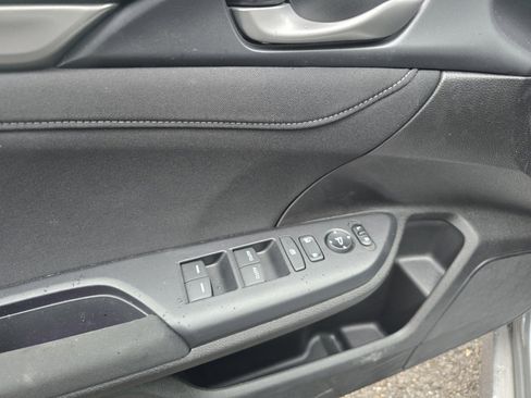 Used 2020 Honda Civic EX image 13