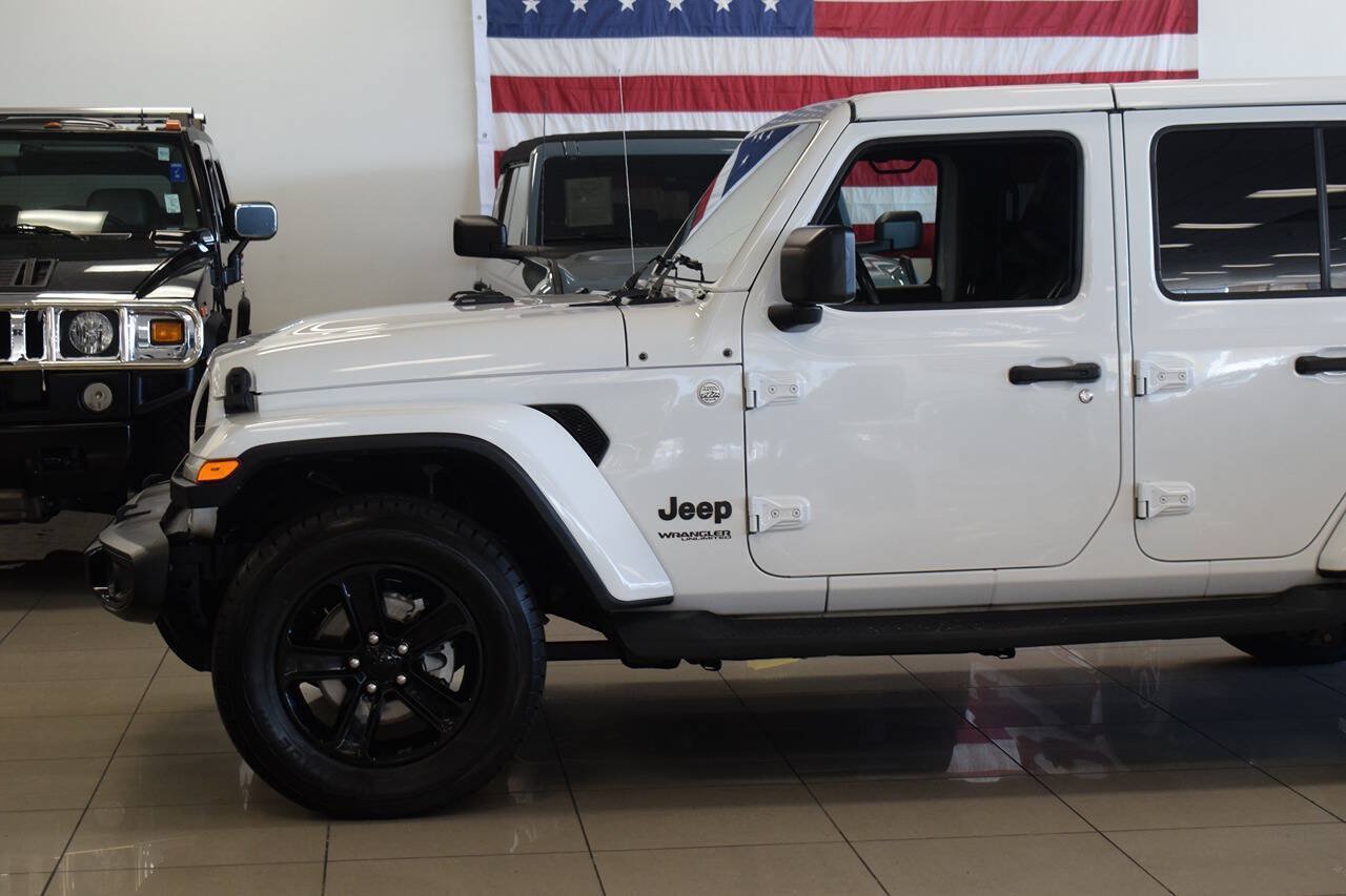 Used 2020 Jeep Wrangler Unlimited Sahara AWD/4WD image 12