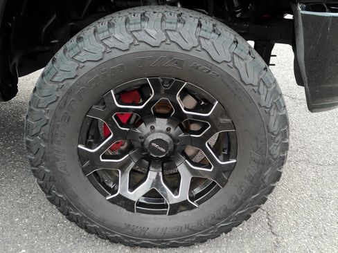 Used 2023 RAM 1500 Big Horn AWD/4WD image 32