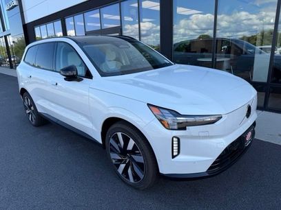 New 2026 Volvo EX90 Plus