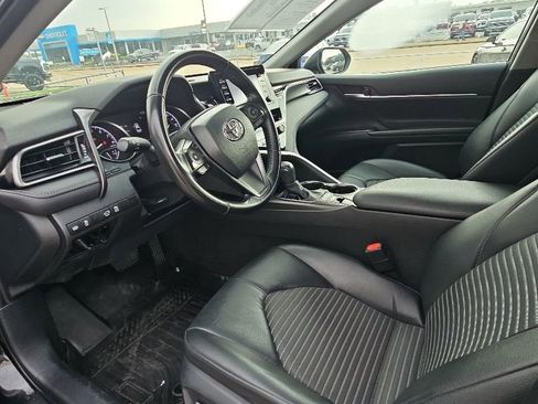 Used 2023 Toyota Camry SE AWD/4WD image 12