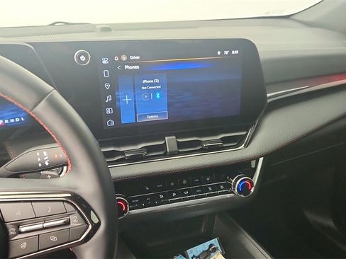 Used 2026 Chevrolet Equinox RS image 21