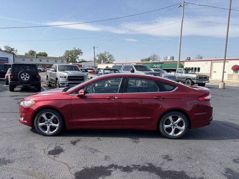 Used 2015 Ford Fusion SE w/ Equipment Group 201A FWD image 19