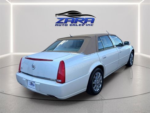 Used 2007 Cadillac DTS Luxury II FWD image 7