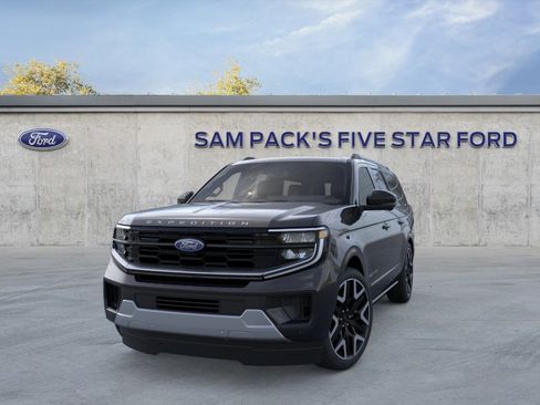 New 2026 Ford Expedition Max Platinum AWD/4WD image 2