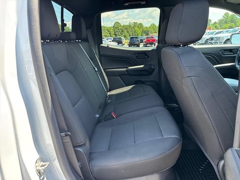 Used 2024 Chevrolet Colorado Trail Boss w/ Technology Package AWD/4WD image 15