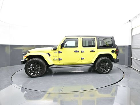 Used 2023 Jeep Wrangler Unlimited Sahara w/ Cold Weather Group AWD/4WD image 8