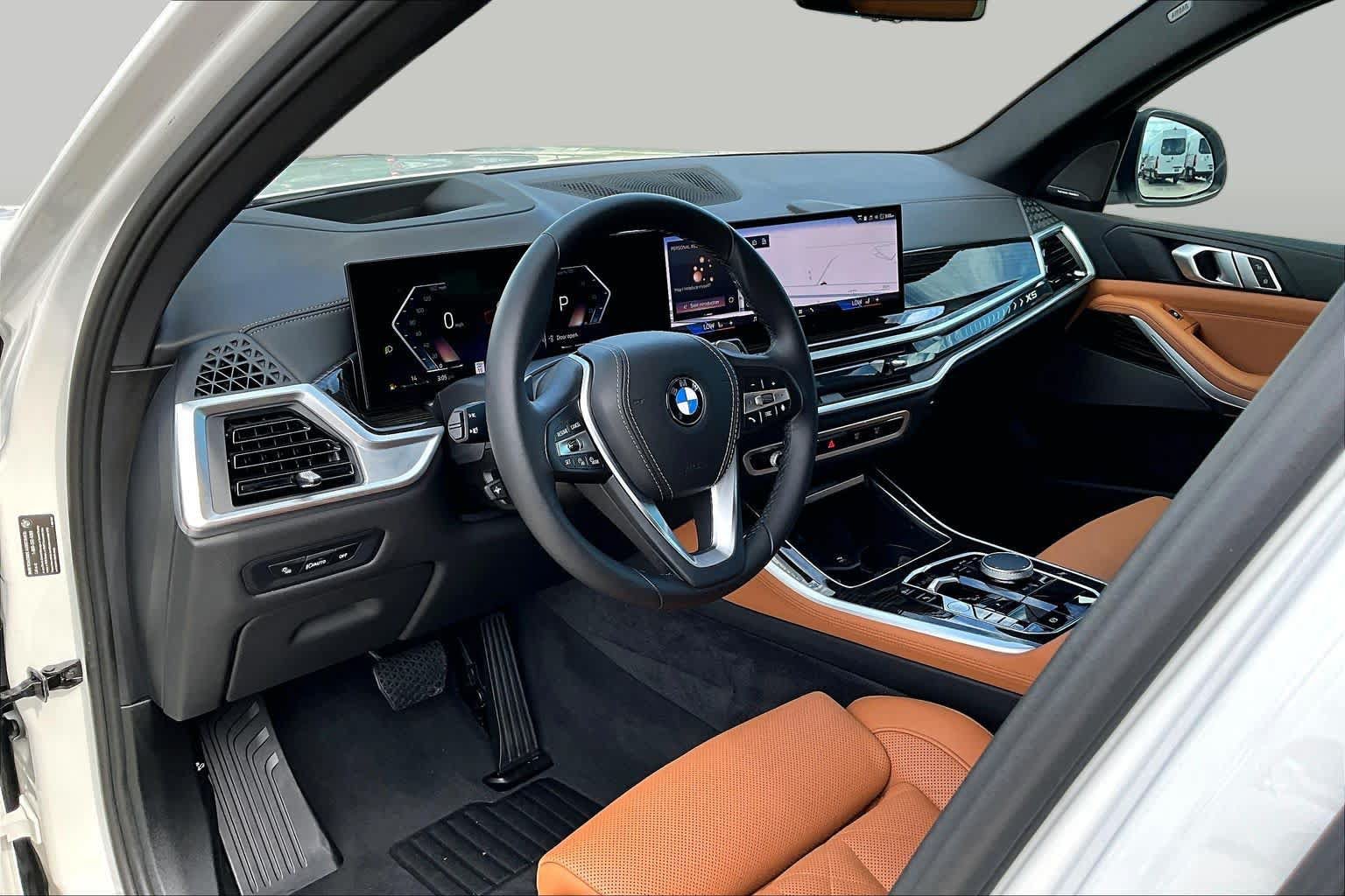 Used 2024 BMW X5 sDrive40i w/ Premium Package RWD image 16