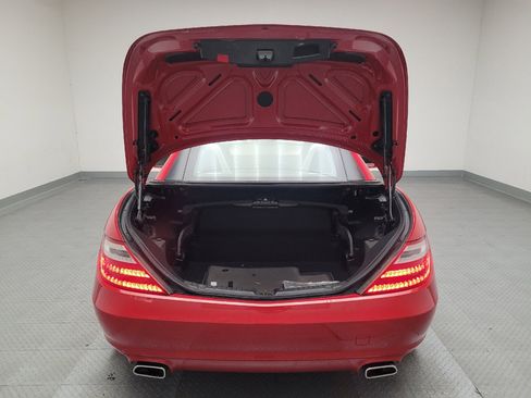 Used 2015 Mercedes-Benz SLK 250 w/ Premium Package image 29