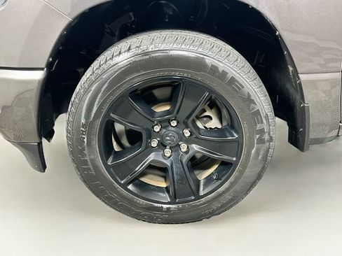 Used 2021 RAM 1500 Big Horn AWD/4WD image 35