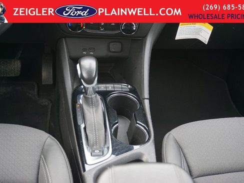 Used 2024 Buick Encore GX Preferred FWD image 15