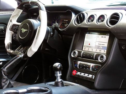 Used 2019 Ford Mustang GT Premium w/ GT Performance Package RWD image 31