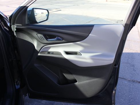 Used 2020 Chevrolet Equinox Premier image 14