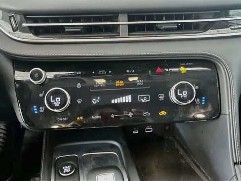 Used 2025 INFINITI QX60 Luxe FWD image 21