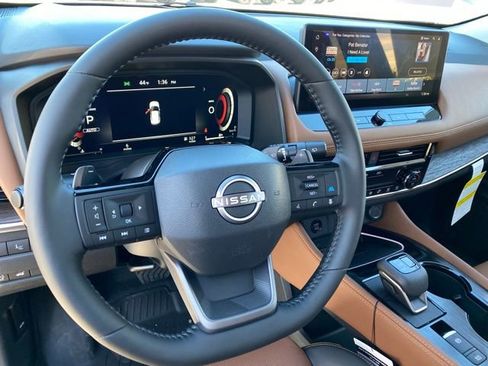 New 2026 Nissan Rogue Platinum w/ Platinum Premium Package image 12