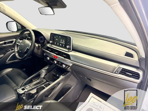 Used 2021 Kia Telluride S FWD image 29