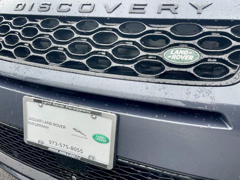 Certified 2025 Land Rover Discovery Sport Dynamic SE AWD/4WD image 32