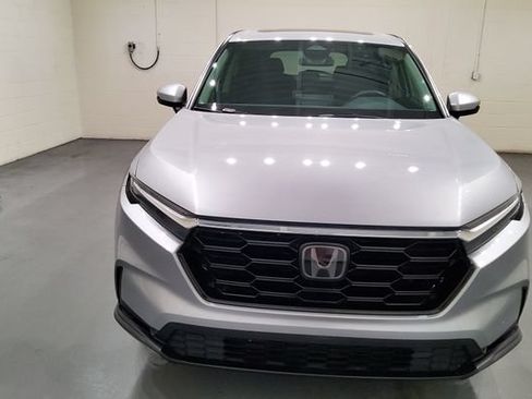 Used 2024 Honda CR-V EX image 2