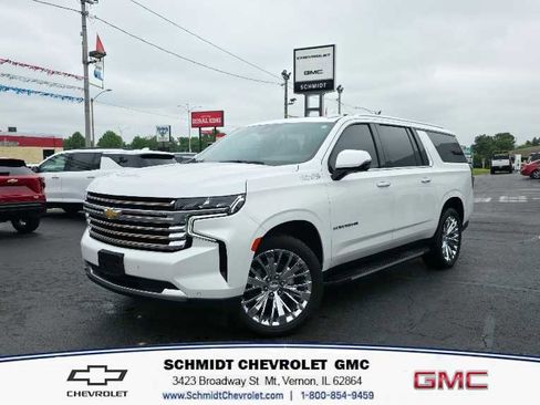 Used 2023 Chevrolet Suburban High Country w/ Max Trailering Package AWD/4WD image 1