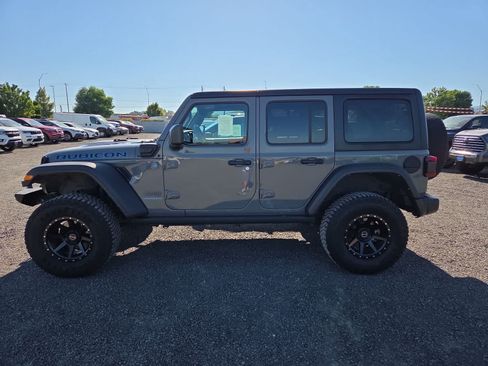 Used 2023 Jeep Wrangler Unlimited Rubicon 4xe w/ Cold Weather Group AWD/4WD image 10