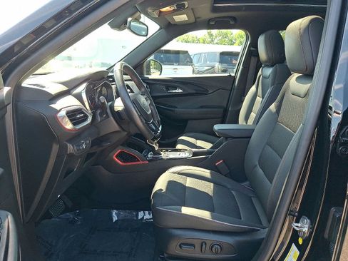 Used 2023 Chevrolet TrailBlazer RS w/ Sun and Liftgate Package AWD/4WD image 14