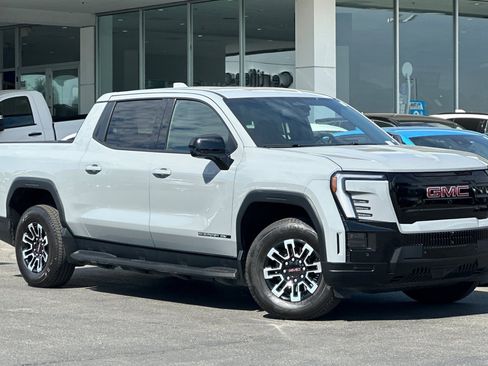 Used 2026 GMC Sierra EV Elevation image 2