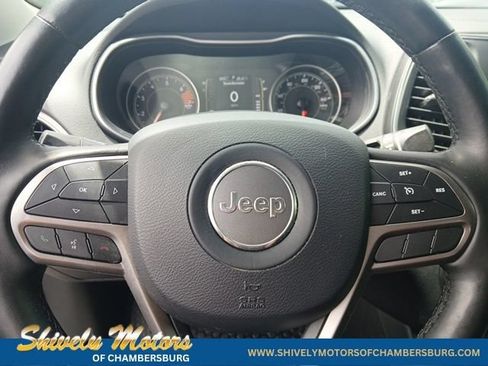Used 2020 Jeep Cherokee Latitude Plus w/ Cold Weather Group AWD/4WD image 30