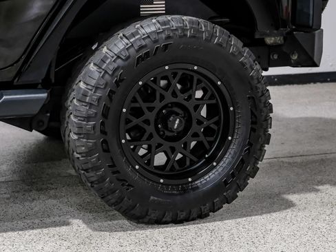 Used 2016 Jeep Wrangler Unlimited Sahara AWD/4WD image 56