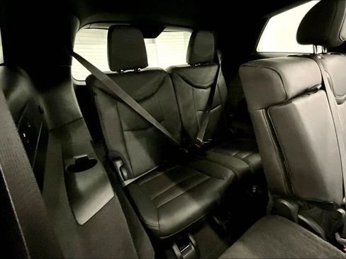 Used 2024 Cadillac XT6 Sport w/ Technology Package AWD/4WD image 33