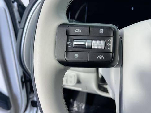 Used 2026 Hyundai Palisade Calligraphy AWD/4WD image 16