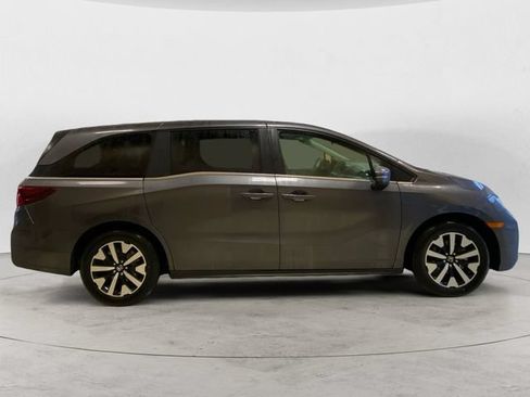 New 2026 Honda Odyssey EX-L image 7