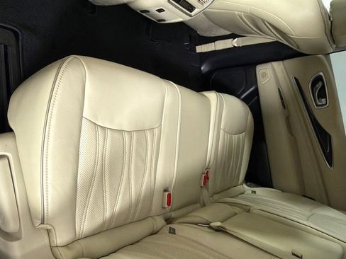 Used 2018 INFINITI QX60 Luxe w/ Deluxe Technology Package image 19