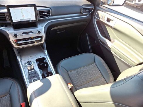 Used 2022 Ford Explorer Timberline image 12