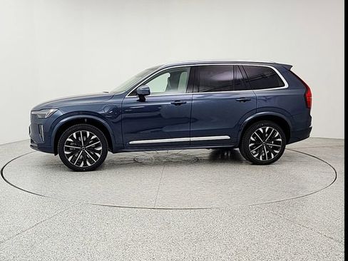 New 2026 Volvo XC90 T8 Ultra w/ Lounge Package image 8