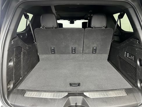 Used 2023 GMC Yukon XL Denali w/ Denali Reserve Package image 17