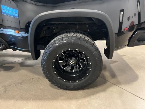 Used 2021 Chevrolet Silverado 3500 High Country image 43