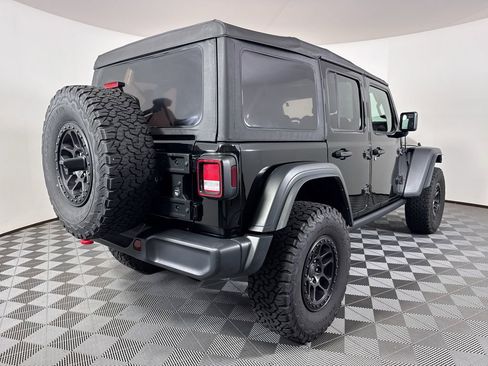 Used 2021 Jeep Wrangler Unlimited Rubicon w/ Xtreme Recon 35" Tire Package image 14