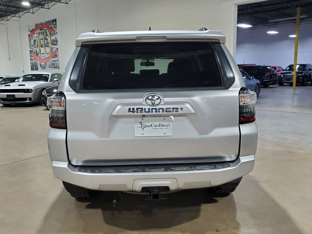 Used 2019 Toyota 4Runner SR5 Premium RWD image 41