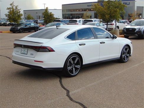 Used 2024 Honda Accord Sport image 4