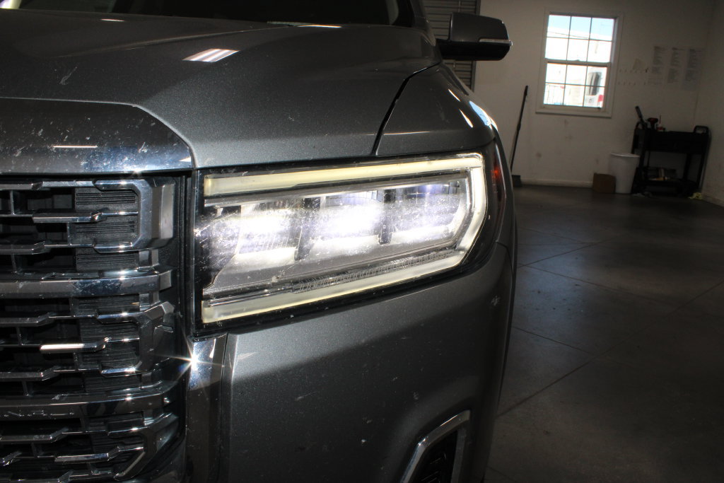 Used 2023 GMC Acadia Denali FWD image 13