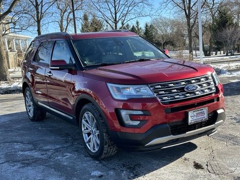 Used 2017 Ford Explorer Limited w/ Equipment Group 301A image 3