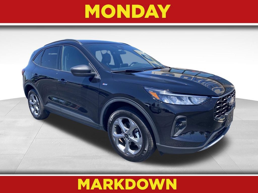 Used 2025 Ford Escape ST-Line AWD/4WD image 1