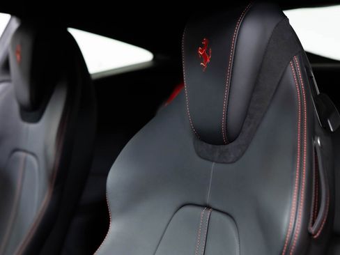 Used 2021 Ferrari Roma image 35