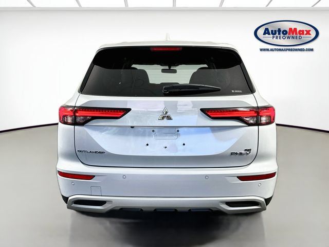 Used 2024 Mitsubishi Outlander SE AWD/4WD image 7