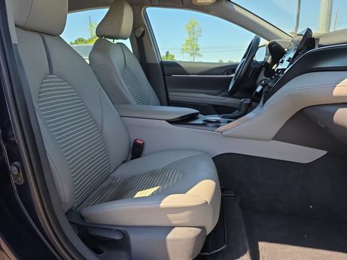 Used 2021 Toyota Camry SE FWD image 15
