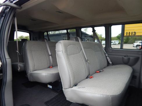Used 2022 Chevrolet Express 3500 LT w/ LT Preferred Equipment Group RWD image 13