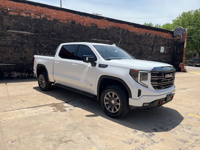 Used 2024 GMC Sierra 1500 AT4 w/ Technology Package AWD/4WD image 7